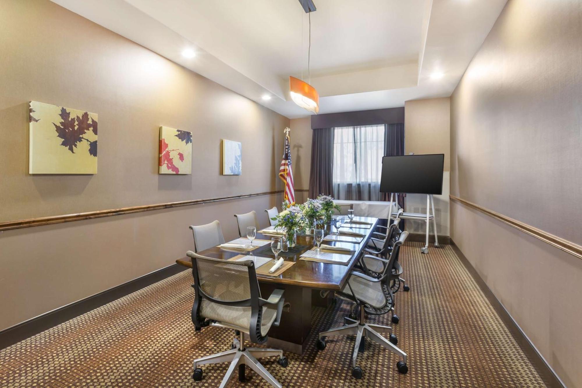 Best Western Premier Ivy Inn & Suites Cody Εξωτερικό φωτογραφία